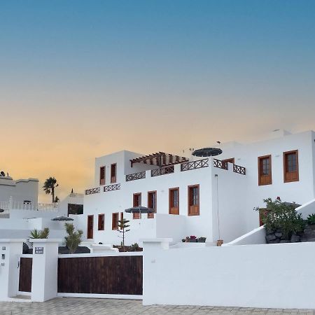Villa Livia Tías Buitenkant foto